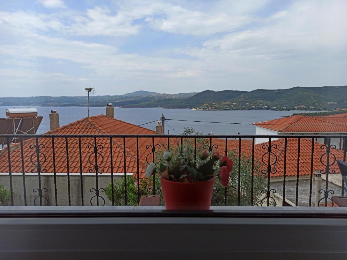 Doras House In Village Άνετο Διαμέρισμα Υπέροχη Θέα Pyrgadikia Dış mekan fotoğraf